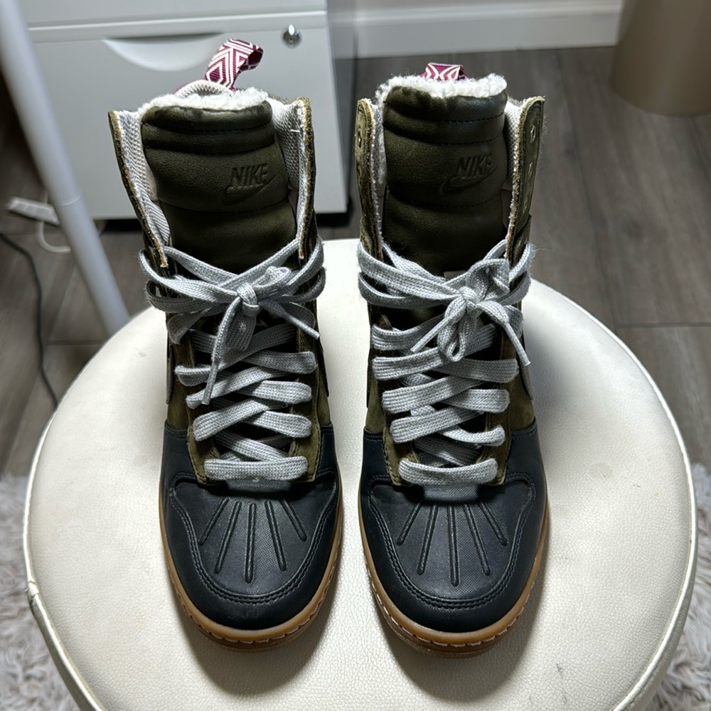 Women's Dunk Wedge Sneakers